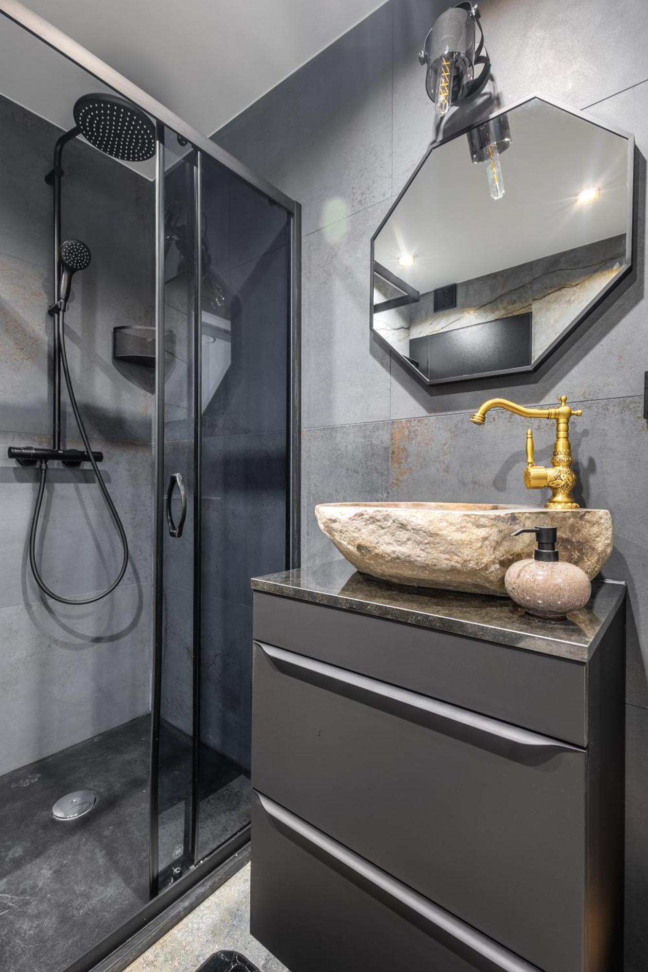 Swidnicka Deluxe Suite Wroclaw Luaran gambar